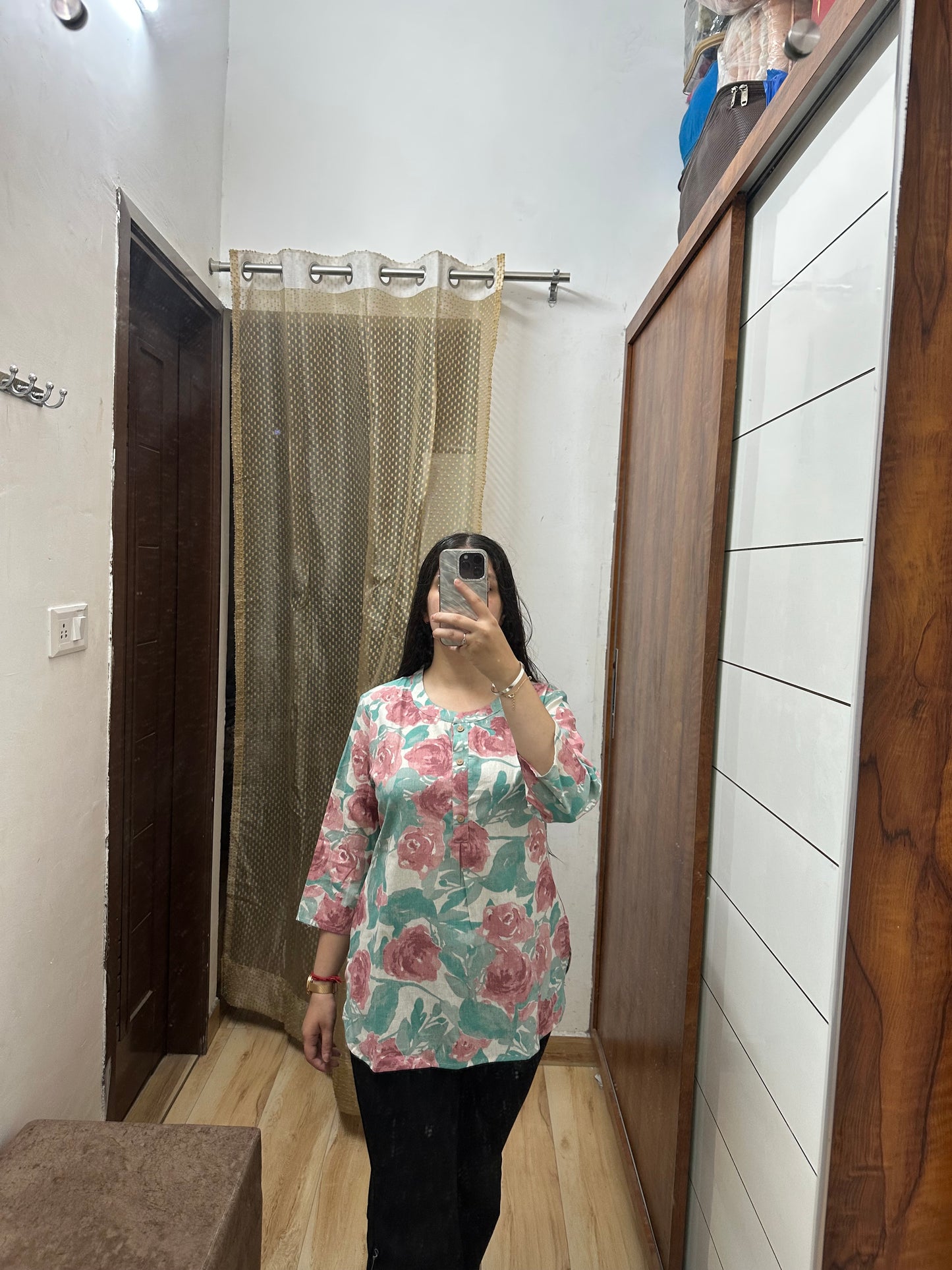 Mint Green & Rose Pink Floral Cotton Kurti – Fresh & Feminine
