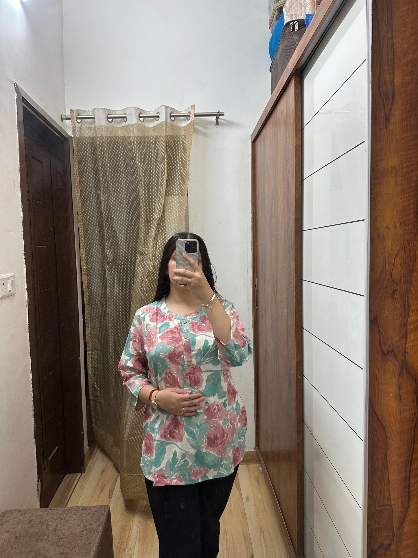 Mint Green & Rose Pink Floral Cotton Kurti – Fresh & Feminine