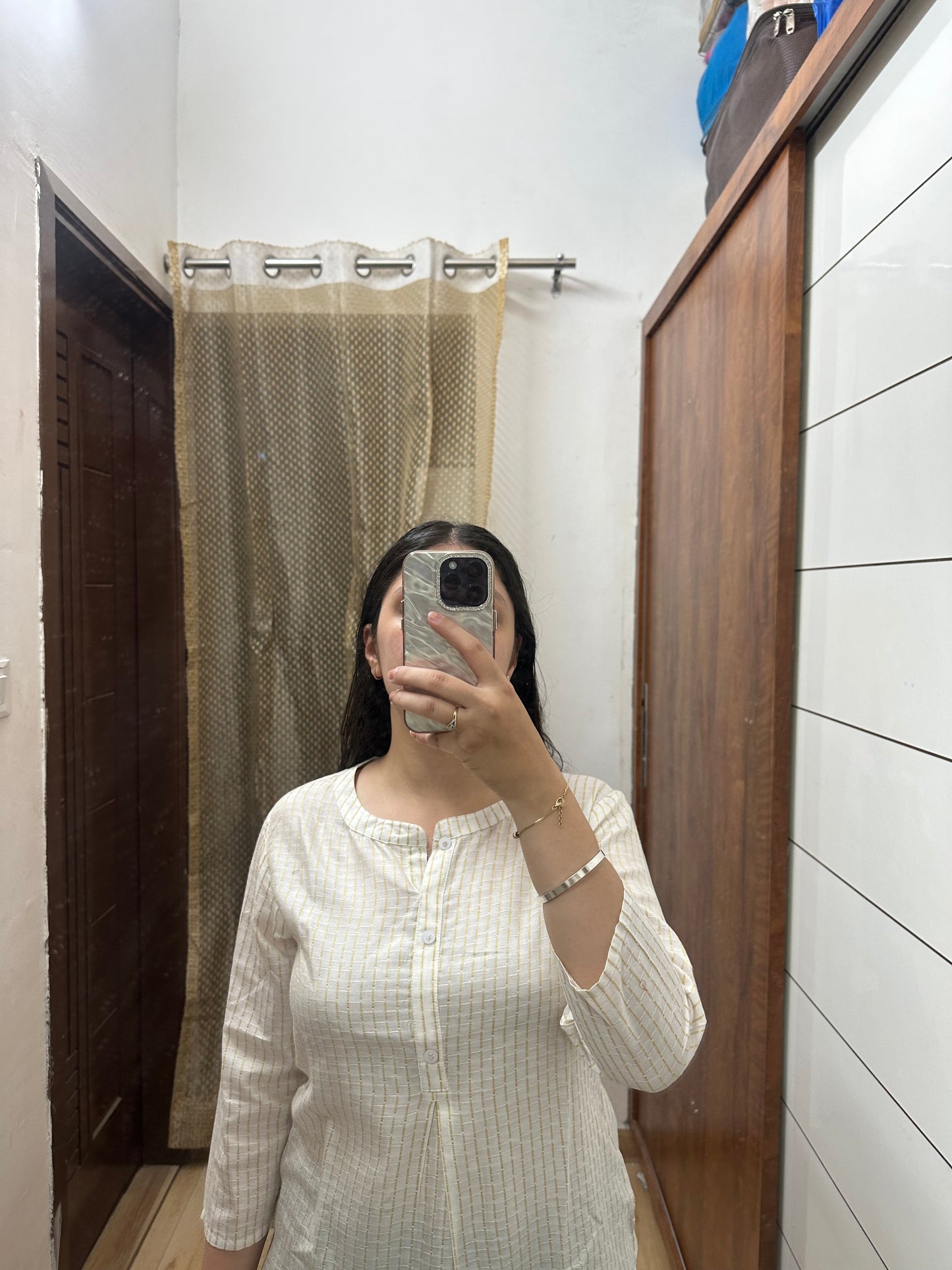 Off-White Textured Cotton Kurti – Everyday Essential