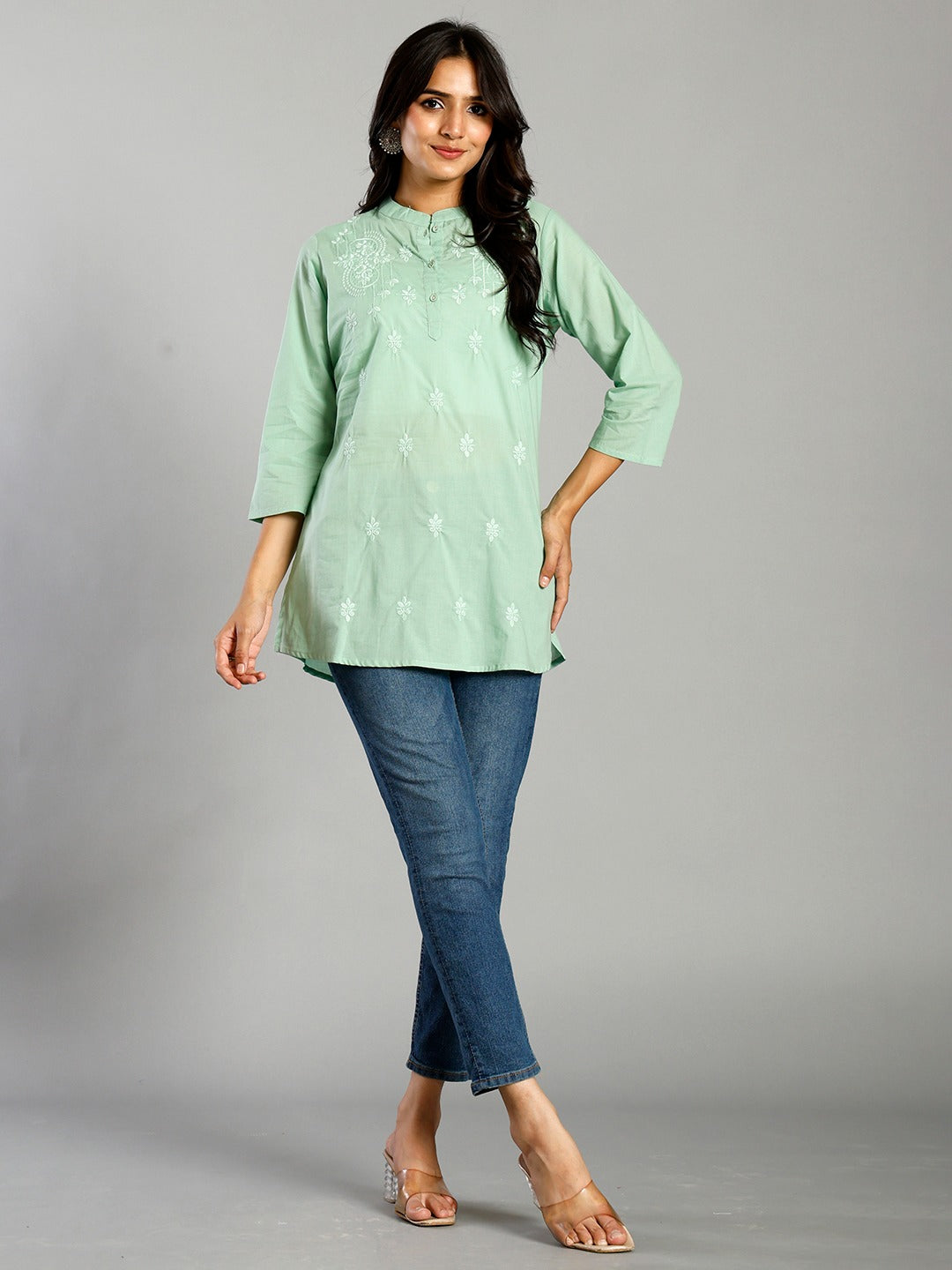 Green Cotton Chikankari Kurti Top – Thread Embroidered