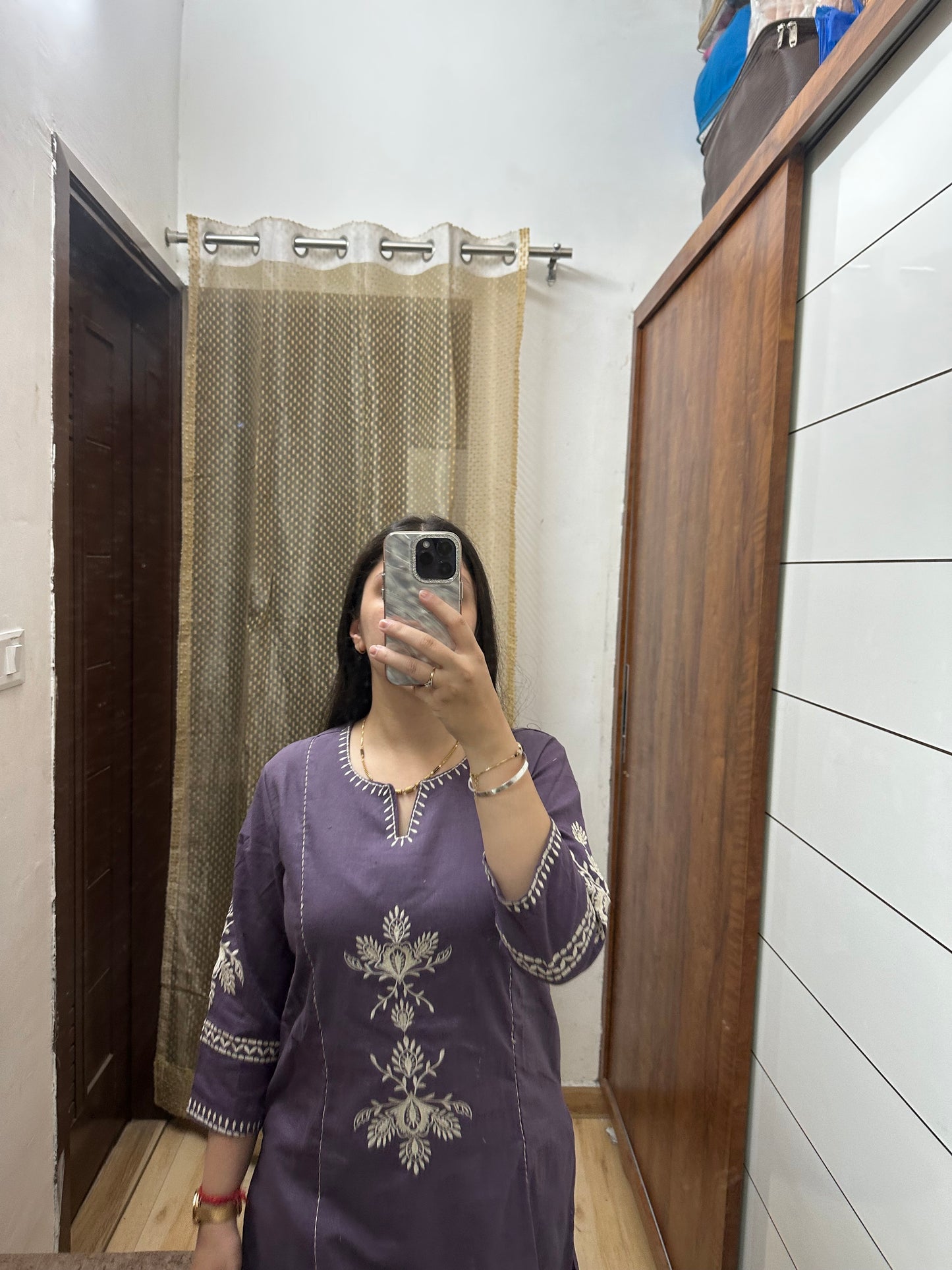Purple Straight Kurta Set with Thread Embroidery – 2 Piece