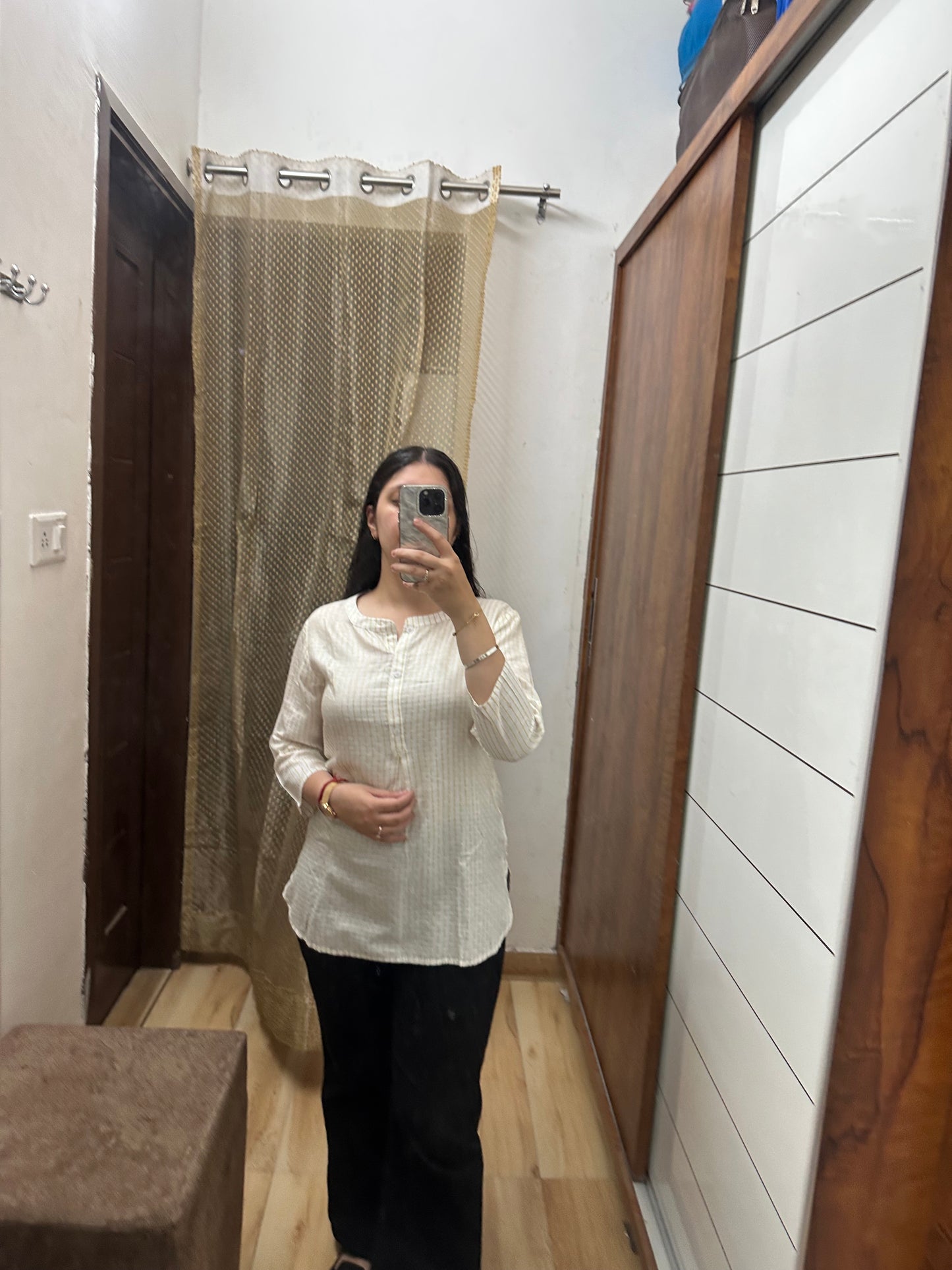 Off-White Textured Cotton Kurti – Everyday Essential
